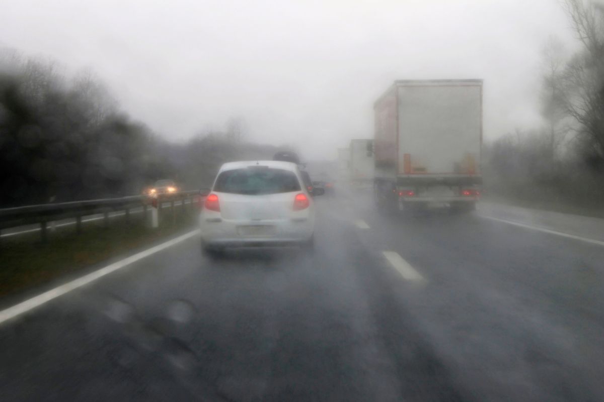 Weather conditions influence traffic management and road safety